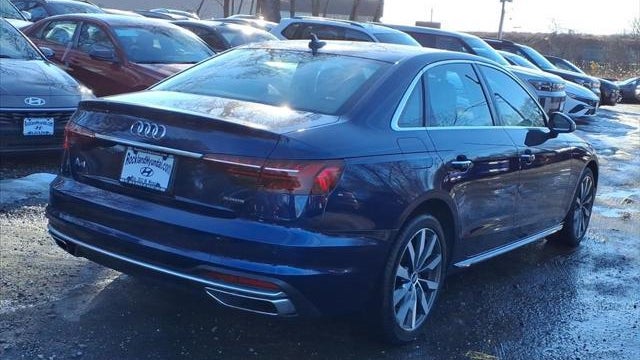 2021 Audi A4 quattro Premium 40 TFSI