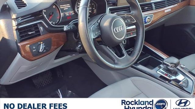 2021 Audi A4 quattro Premium 40 TFSI