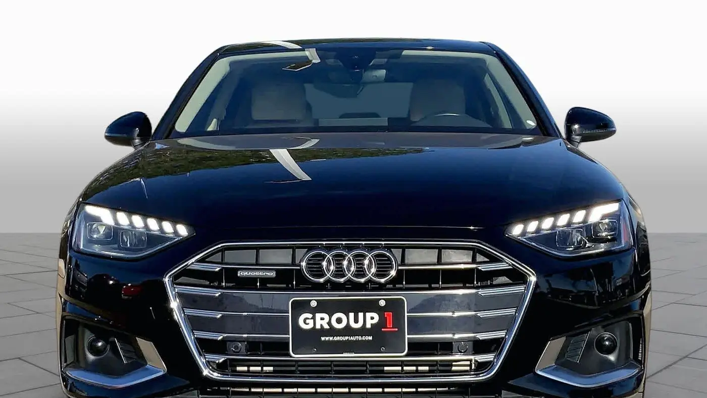 2023 Audi A4 quattro Premium 40 TFSI