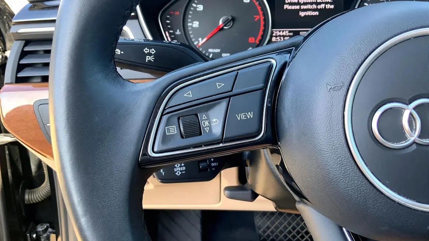 2023 Audi A4 quattro Premium 40 TFSI