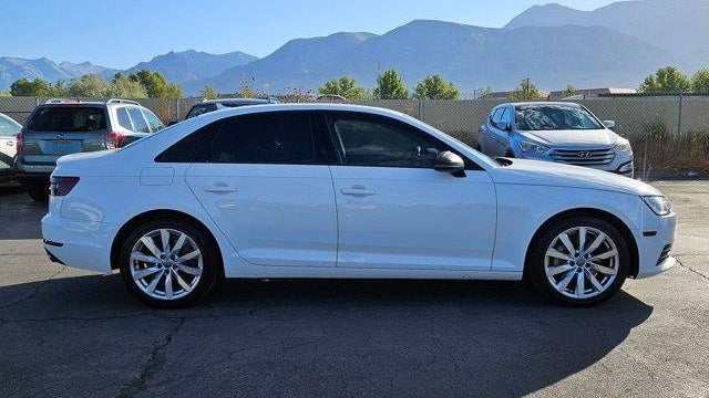 2017 Audi A4 2.0T quattro Premium