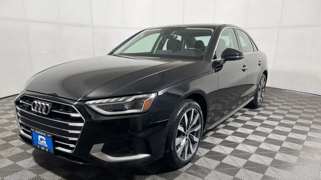 2022 Audi A4 quattro Premium Plus 40 TFSI