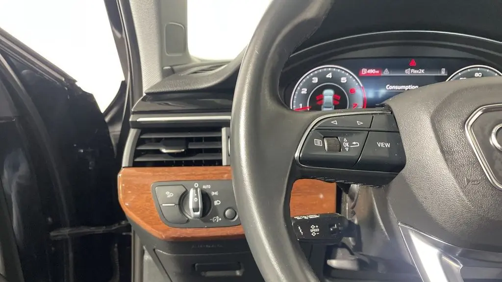 2022 Audi A4 quattro Premium Plus 40 TFSI