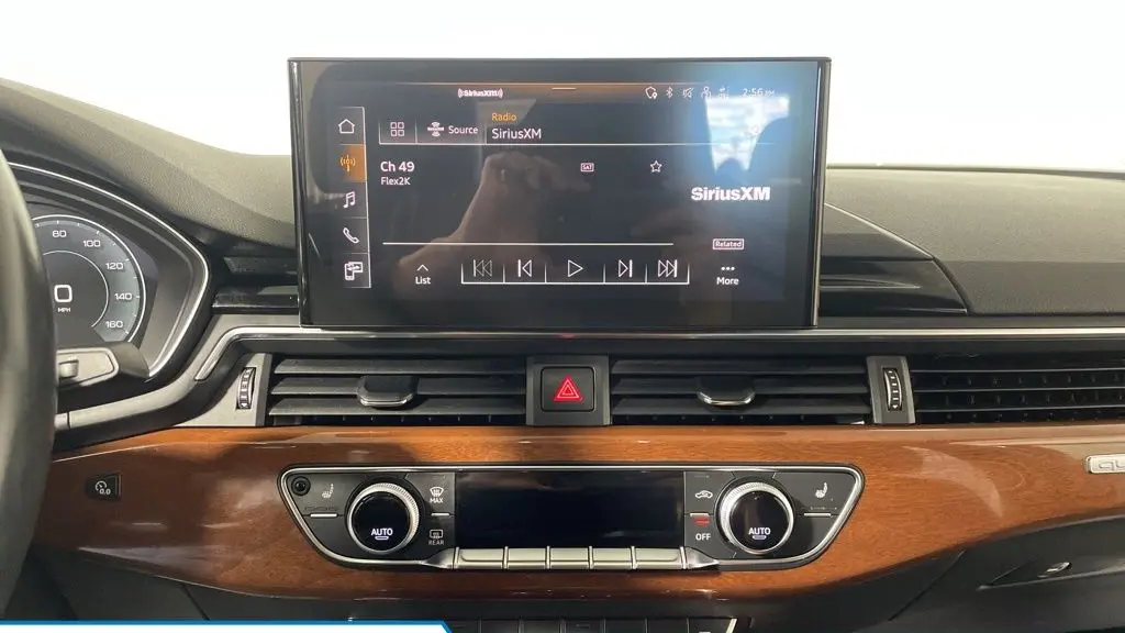 2022 Audi A4 quattro Premium Plus 40 TFSI