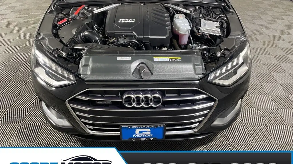 2022 Audi A4 quattro Premium Plus 40 TFSI