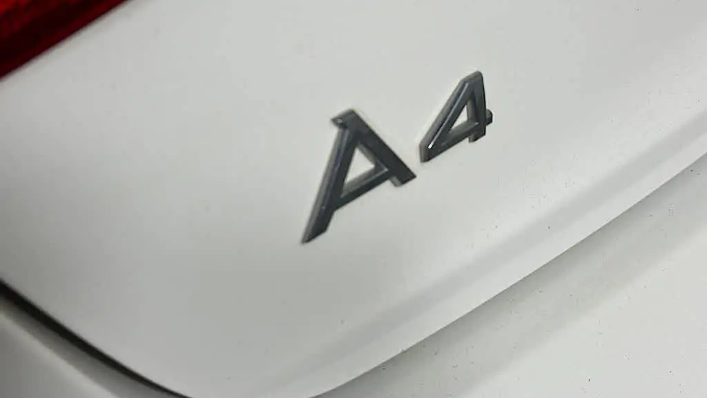 2015 Audi A4 2.0T quattro Premium