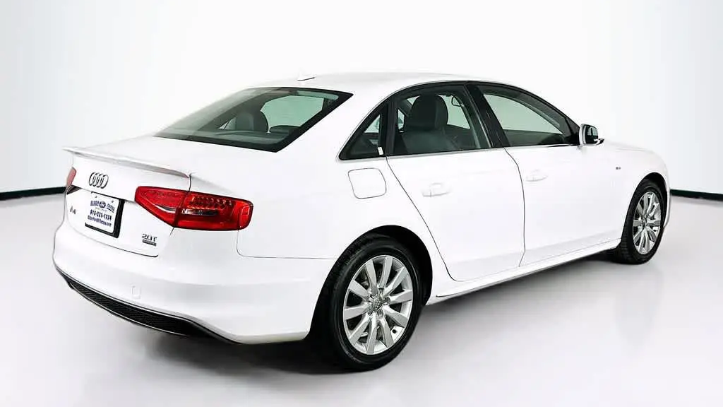 2015 Audi A4 2.0T quattro Premium