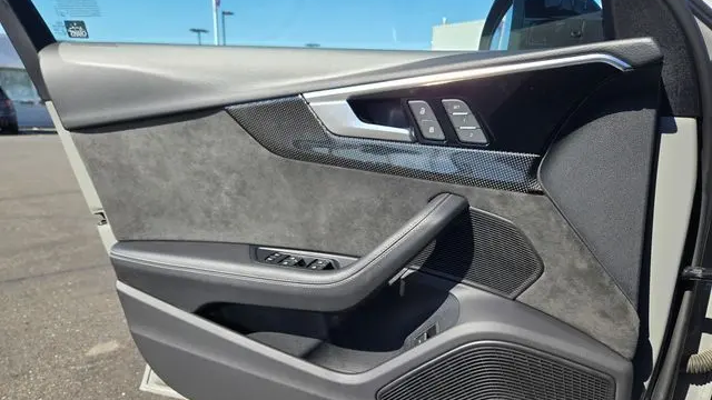 2021 Audi S4 3.0T quattro Prestige