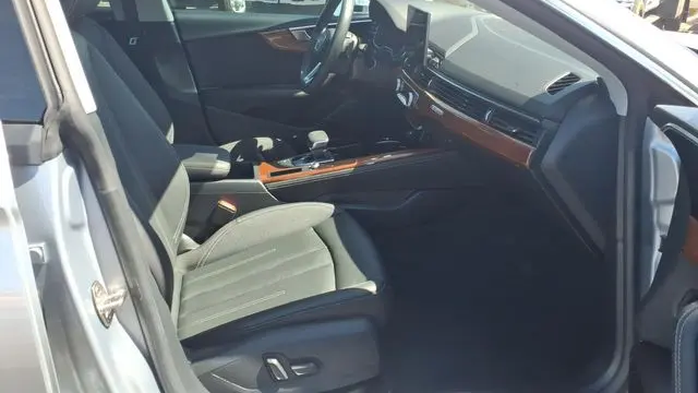 2023 Audi A5 Sportback quattro Premium Plus 40 TFSI