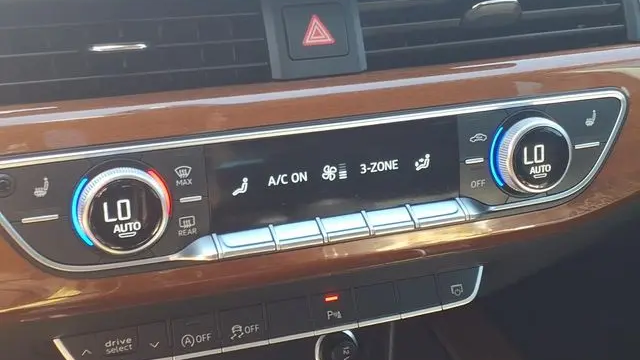 2023 Audi A5 Sportback quattro Premium Plus 40 TFSI