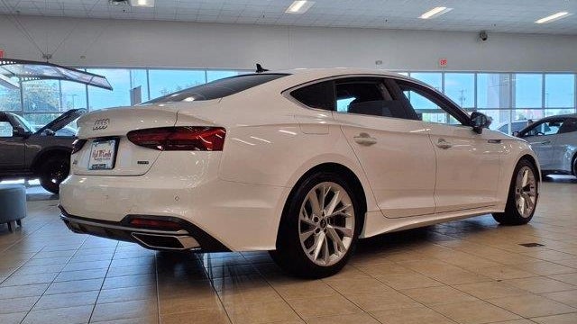 2022 Audi A5 Sportback quattro Premium Plus 40 TFSI