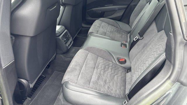 2023 Audi e-tron GT quattro Premium Plus