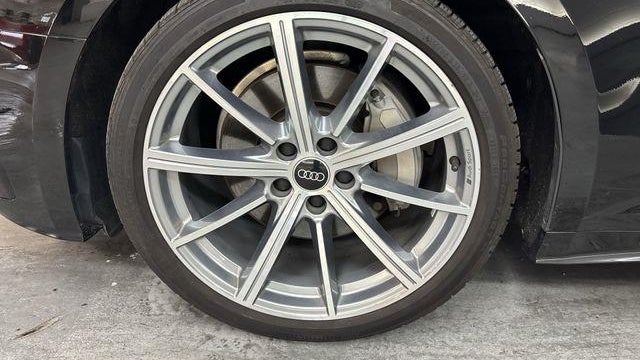 2025 Audi A5 Sportback quattro S line Premium 45 TFSI