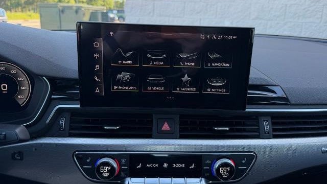 2025 Audi A5 Sportback quattro S line Premium 45 TFSI