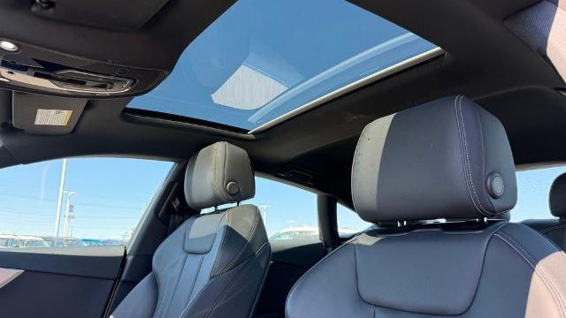 2025 Audi A5 Sportback quattro S line Premium 45 TFSI