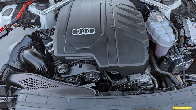 2025 Audi A5 Sportback quattro S line Premium 45 TFSI