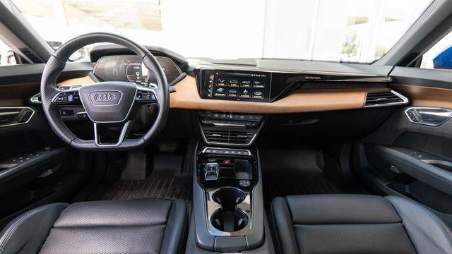 2022 Audi e-tron GT quattro Prestige