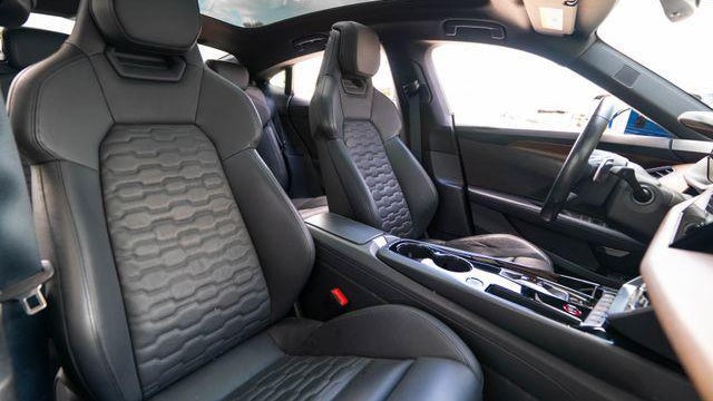 2022 Audi e-tron GT quattro Prestige