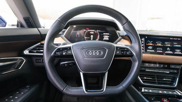 2022 Audi e-tron GT quattro Prestige