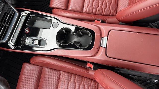 2024 Audi e-tron GT quattro Prestige