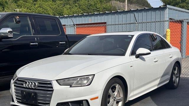 2019 Audi A4 quattro Premium 45 TFSI