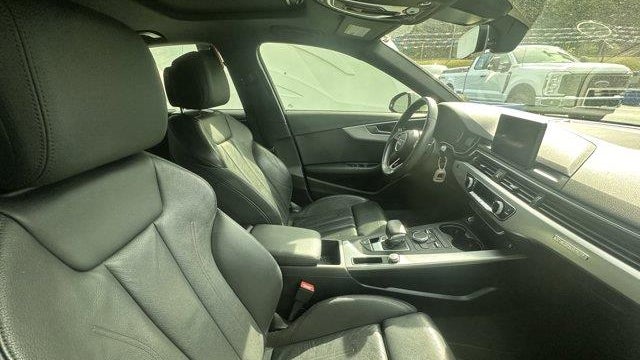2019 Audi A4 quattro Premium 45 TFSI