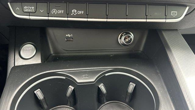 2019 Audi A4 quattro Premium 45 TFSI