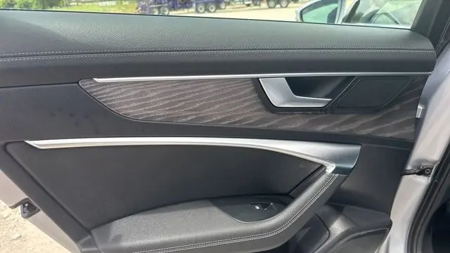 2024 Audi A6 quattro Premium Plus 45 TFSI