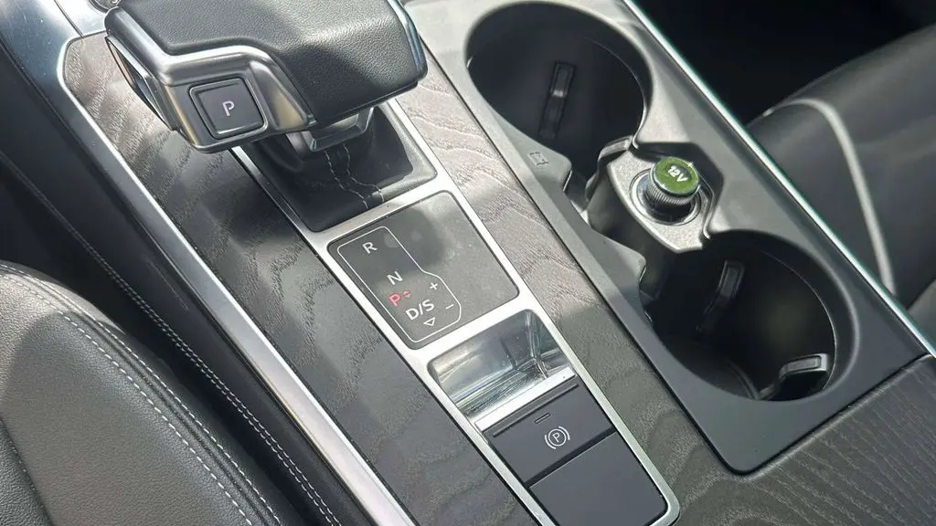 2023 Audi A6 quattro Premium Plus 45 TFSI