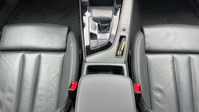 2024 Audi A4 quattro S line Prem Plus 45 TFSI