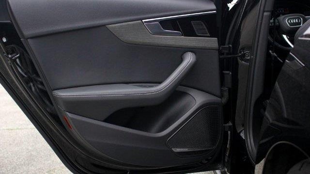 2023 Audi A4 quattro S line Prem Plus 45 TFSI