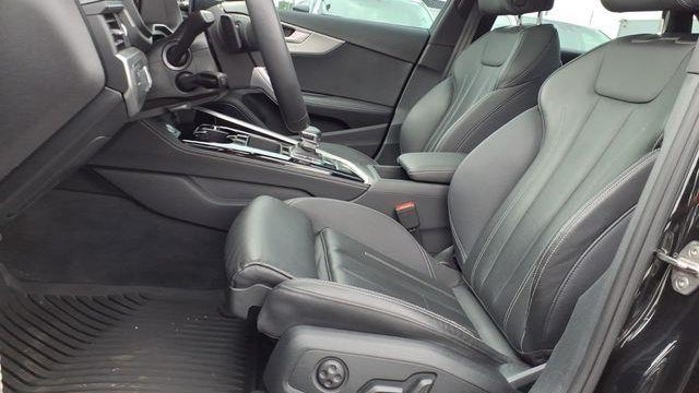 2023 Audi A4 quattro S line Prem Plus 45 TFSI