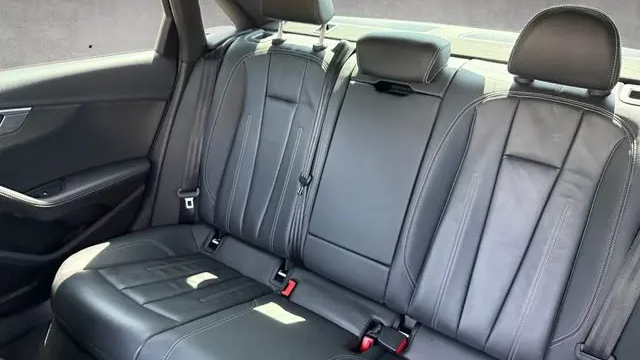 2023 Audi A4 quattro S line Prem Plus 45 TFSI