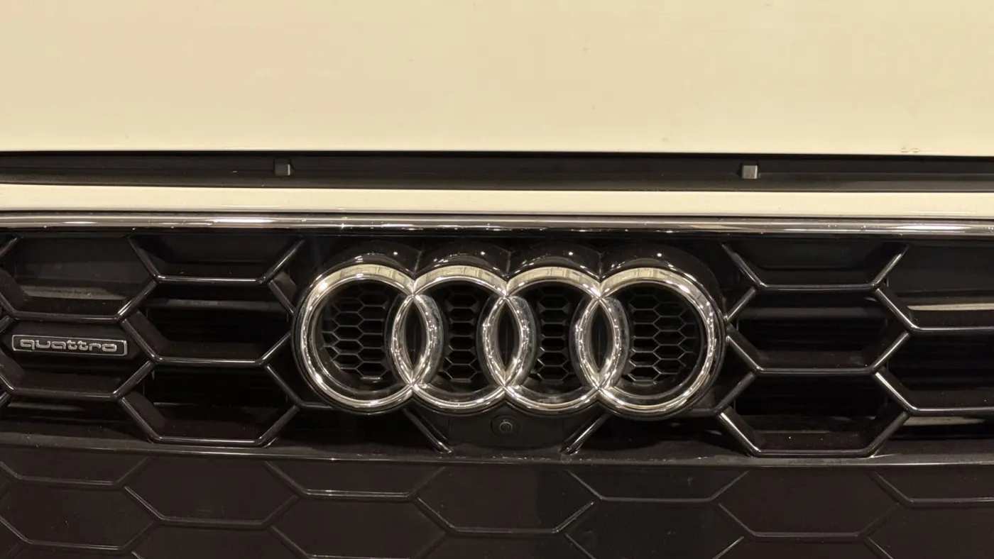 2023 Audi A4 quattro S line Prem Plus 45 TFSI