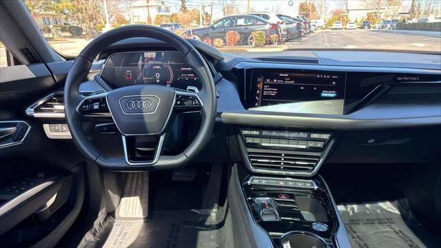 2022 Audi e-tron GT quattro Prestige