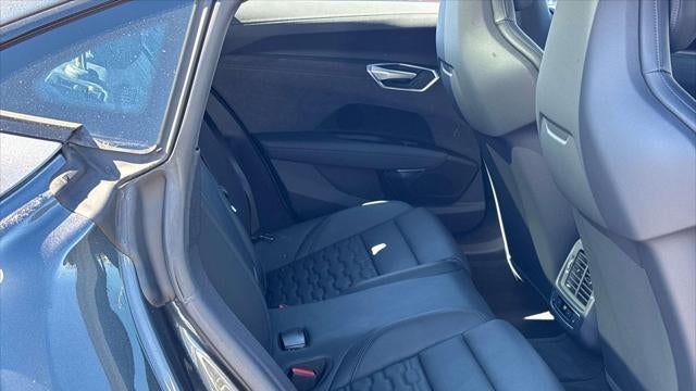 2022 Audi e-tron GT quattro Prestige