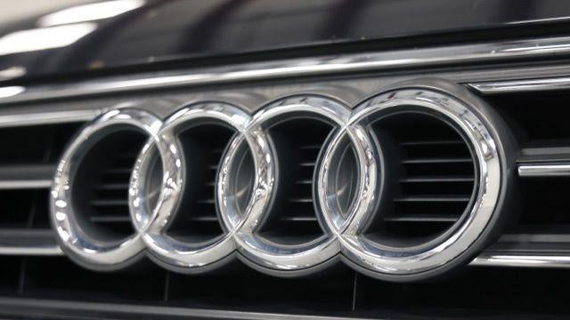 2017 Audi A4 2.0T quattro Premium Plus