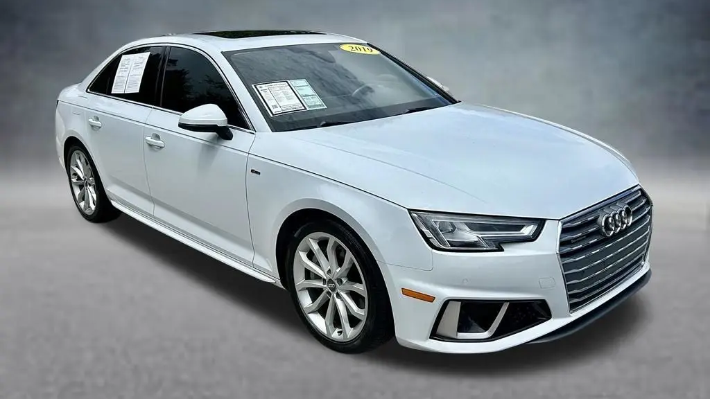 2019 Audi A4 quattro Premium Plus 45 TFSI