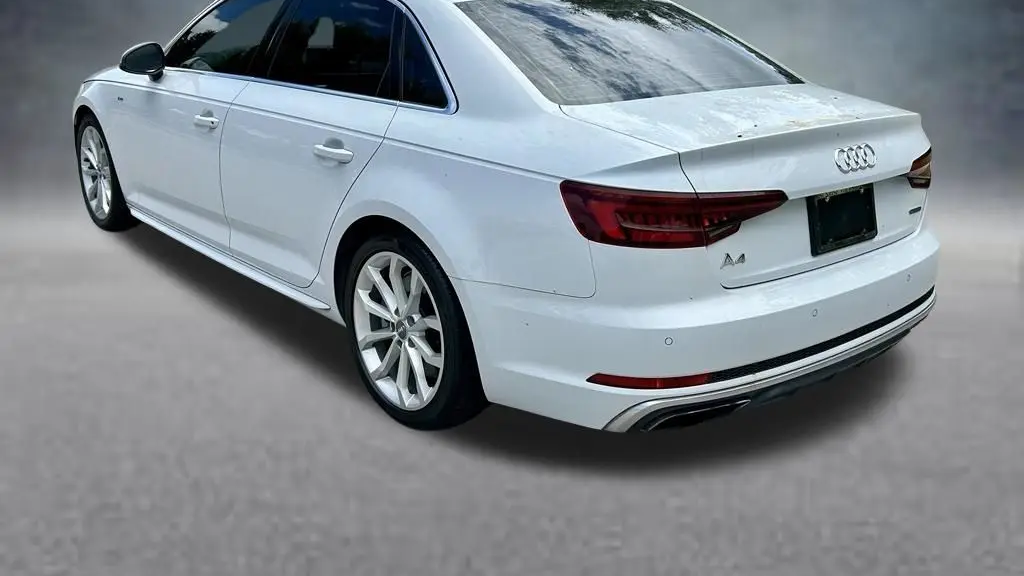 2019 Audi A4 quattro Premium Plus 45 TFSI