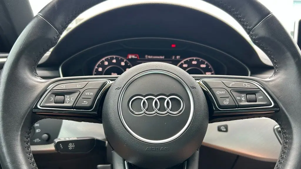 2019 Audi A4 quattro Premium Plus 45 TFSI