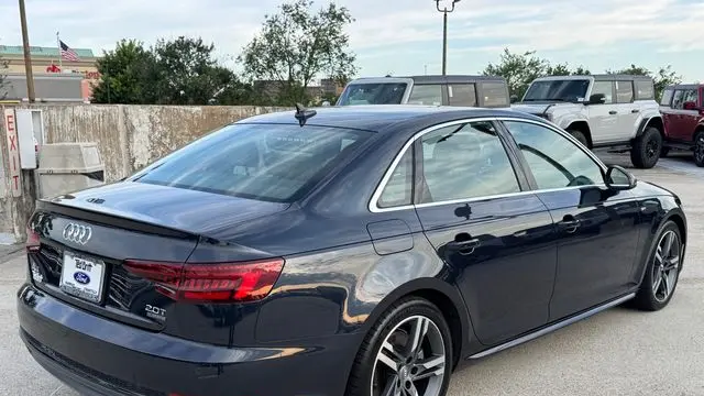 2018 Audi A4 2.0T quattro Premium Plus