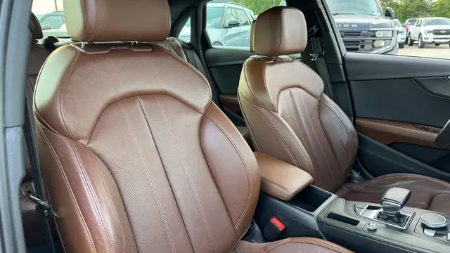 2018 Audi A4 2.0T quattro Premium Plus