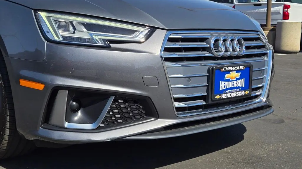 2019 Audi A4 quattro Premium Plus 45 TFSI