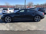 2024 e-tron GT Thumbnail 4