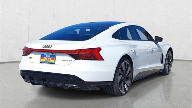2026 Audi S e-tron GT quattro Premium Plus