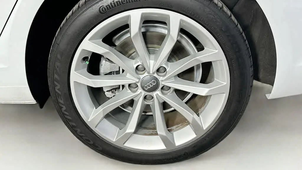 2019 Audi A4 Premium 40 TFSI