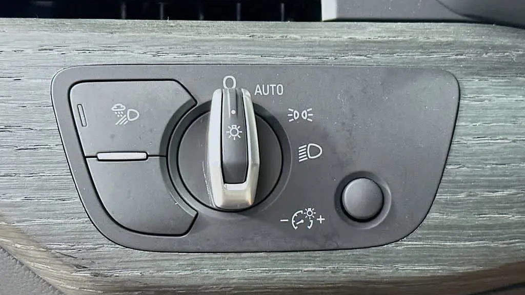 2019 Audi A4 Premium 40 TFSI