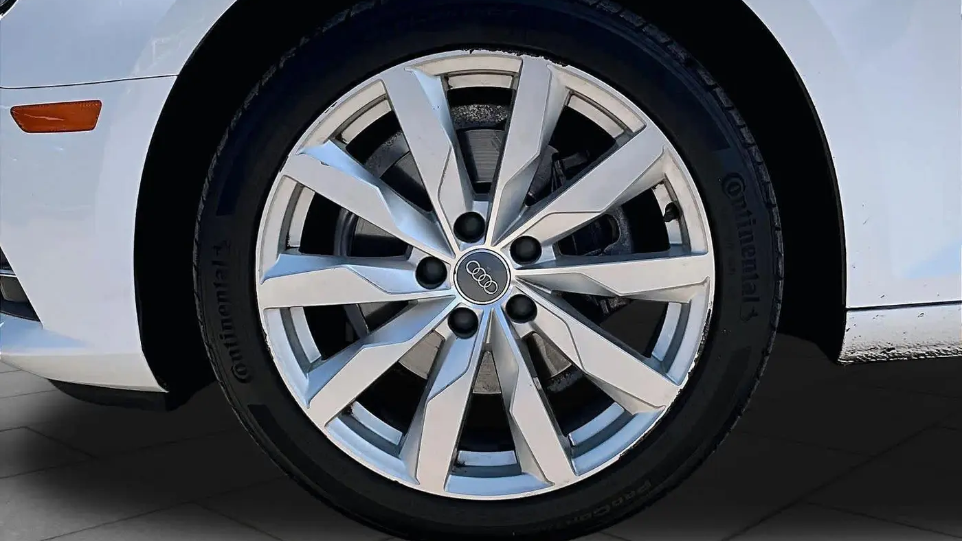 2017 Audi A4 2.0T ultra Premium