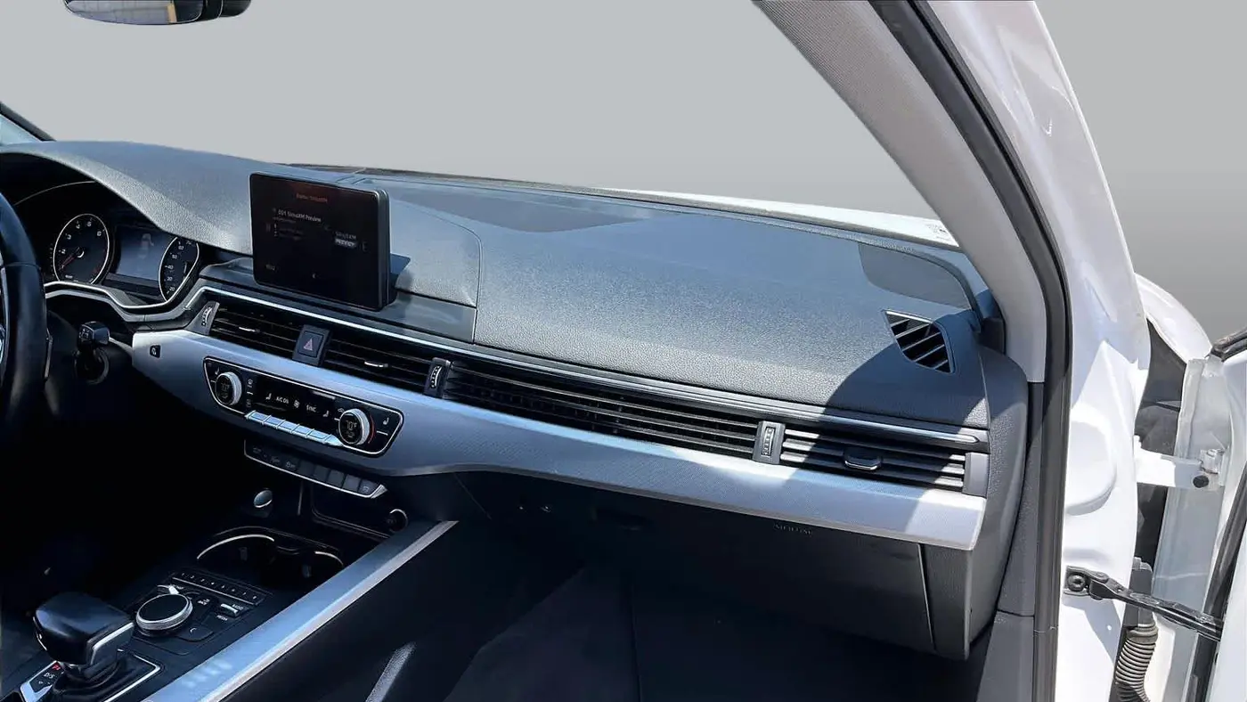 2017 Audi A4 2.0T ultra Premium