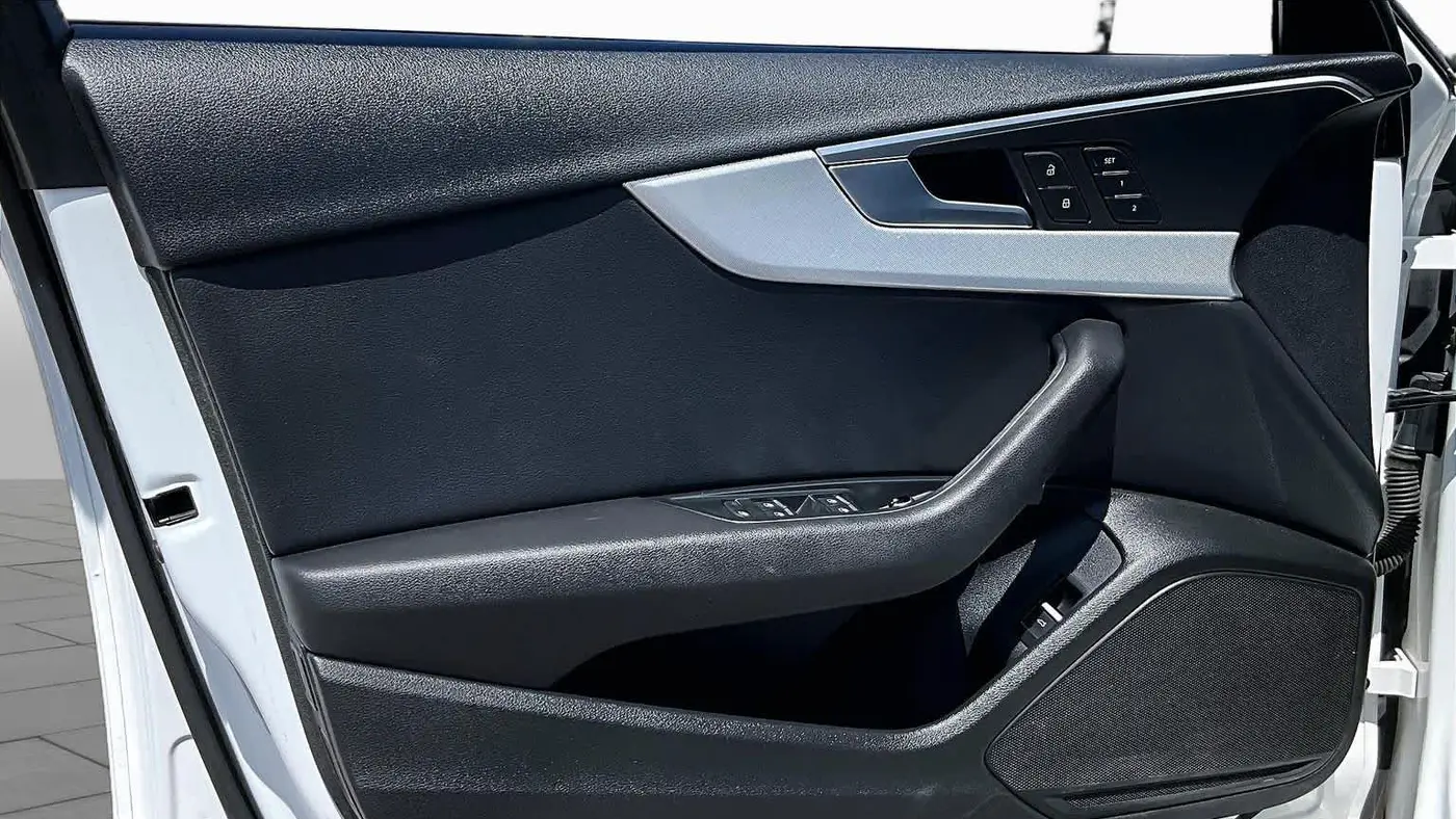 2017 Audi A4 2.0T ultra Premium